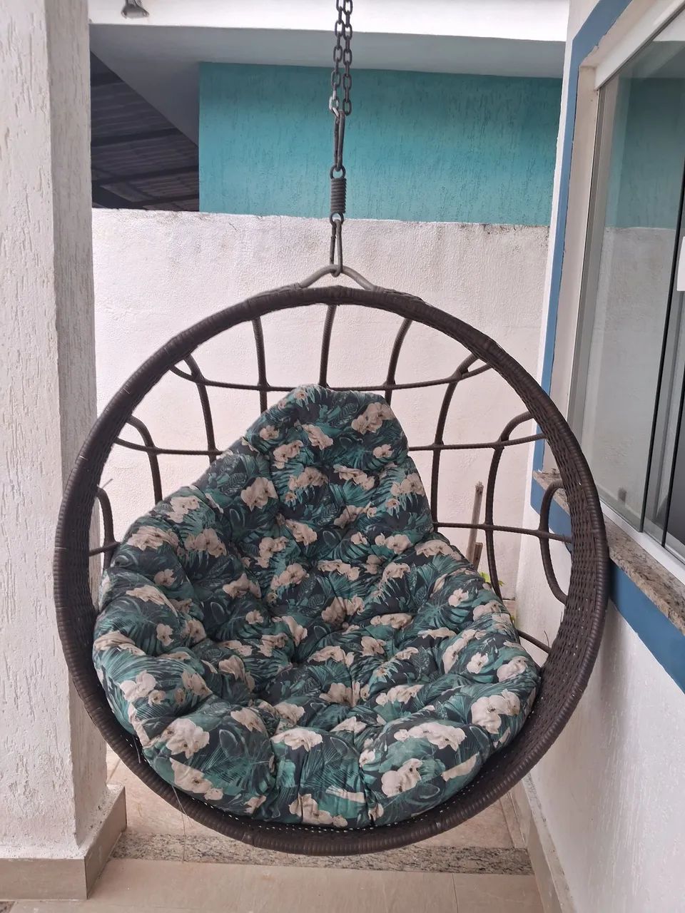 Balanço suspenso de varanda 