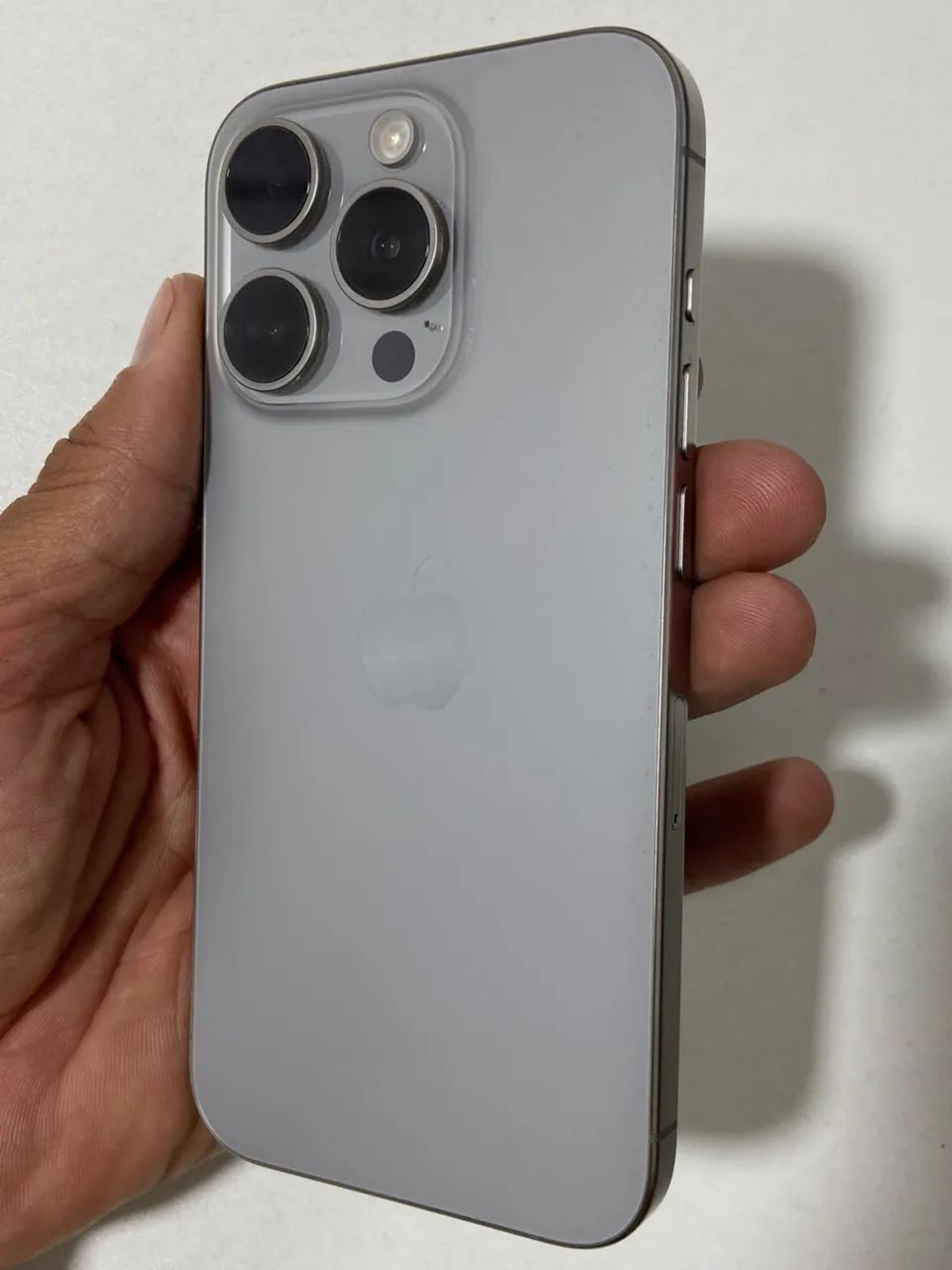 Iphone 15 pro  - Foto 2
