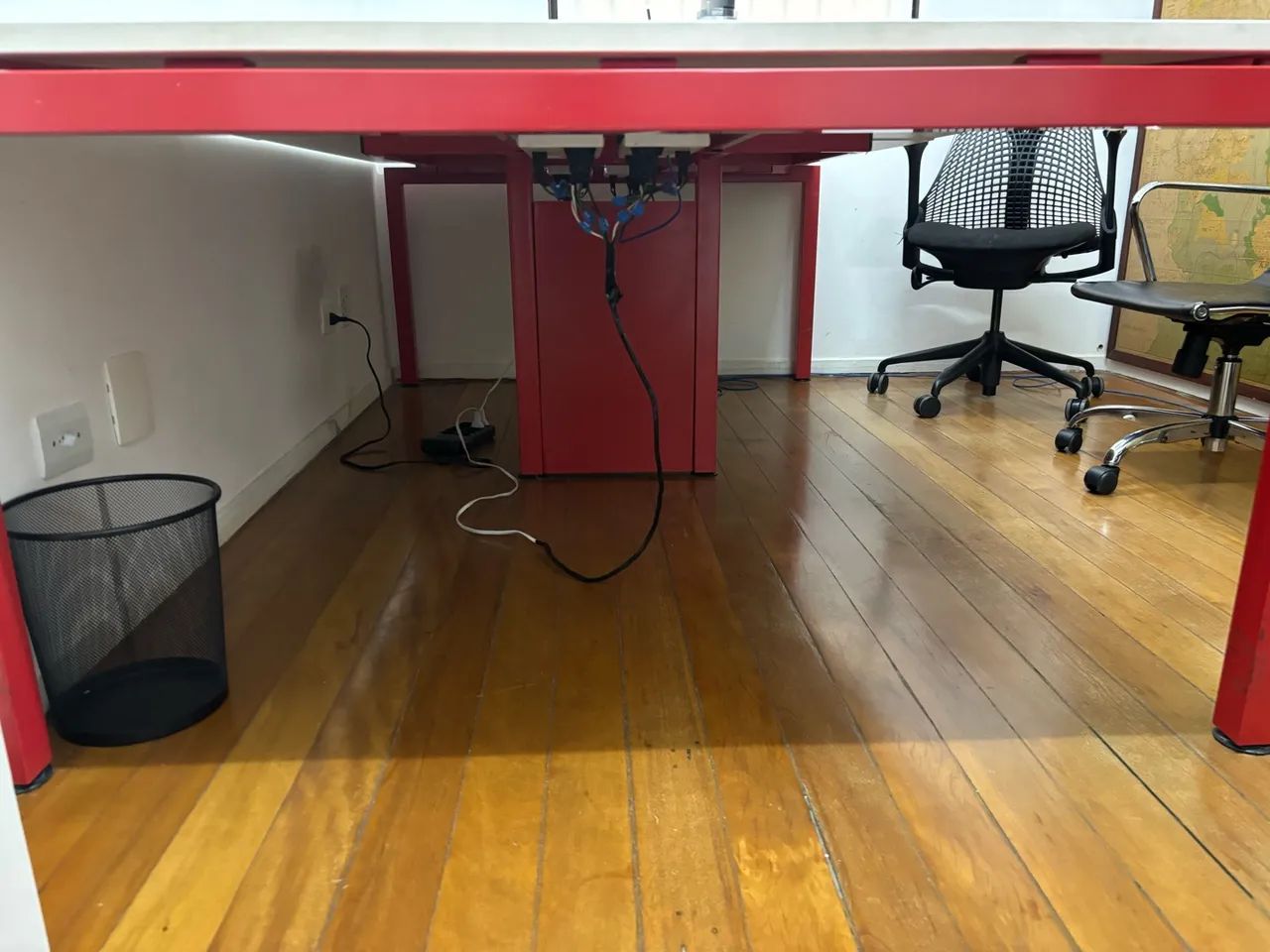  Mesa de escritório 