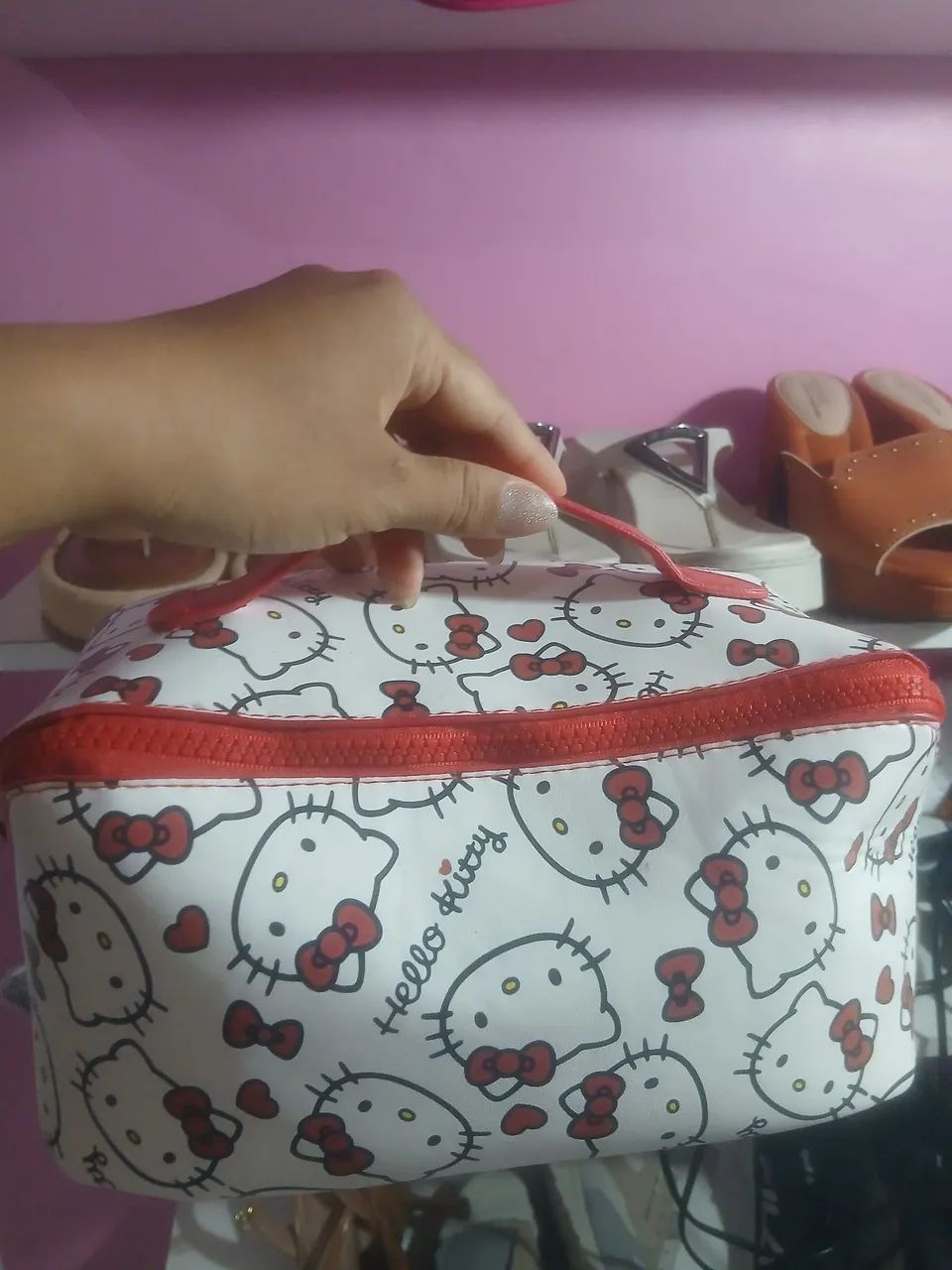 Necessarie hello kit nova da Renner 