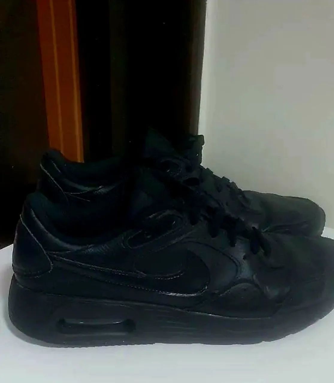 Tênis Nike Air Max SC em couro