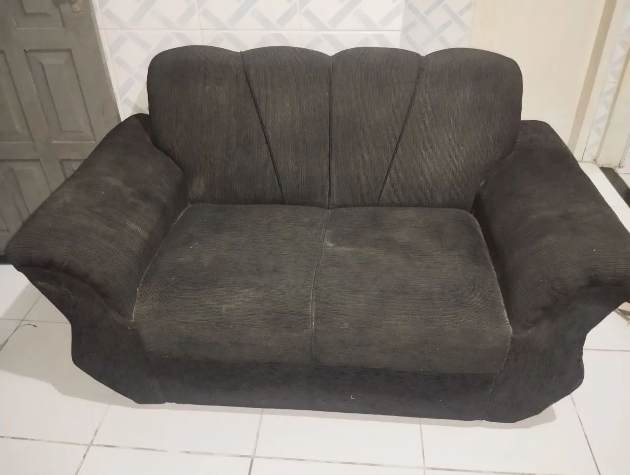 Vendo 2 sofás de 2 lugares, 250 cada - Foto 2