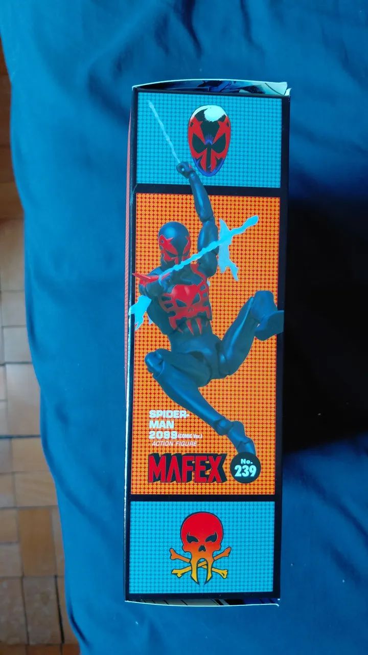 Mafex - Spiderman 2099 - Foto 5