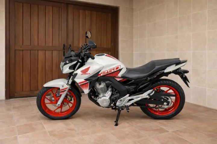 CB 250 UNICA DONA DESDE ZERO
