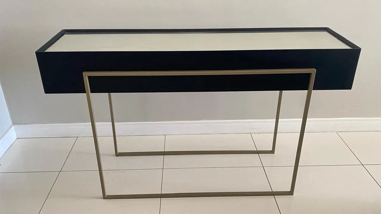 Aparador Espelhado para Sala