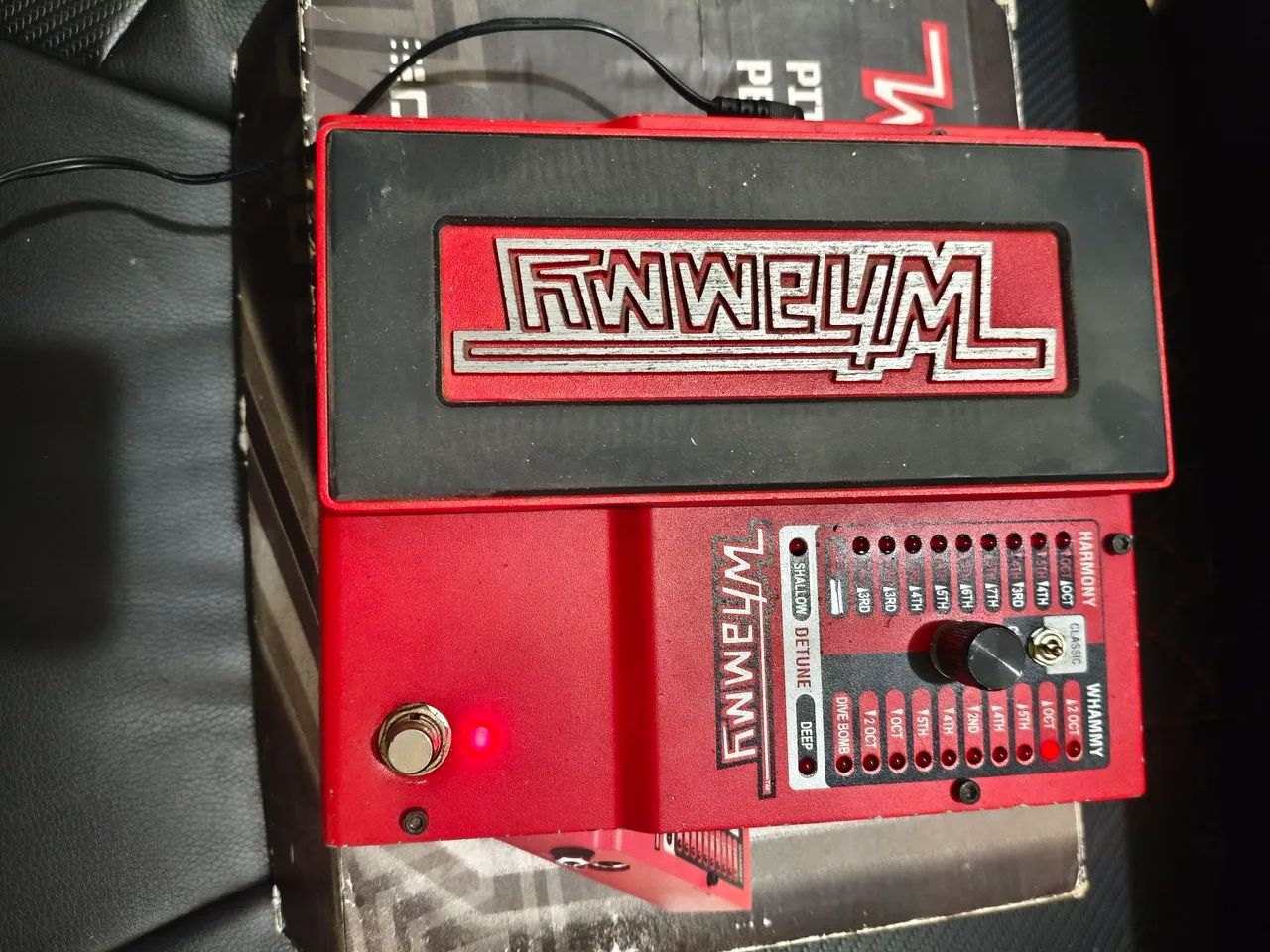 Pedal de Efeito DigiTech Whammy 5th Gen Semi Novo Na caixa
