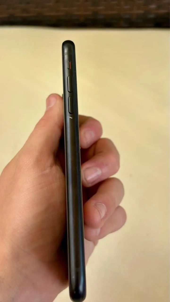 iPhone XR preto 64Gb  - Foto 2