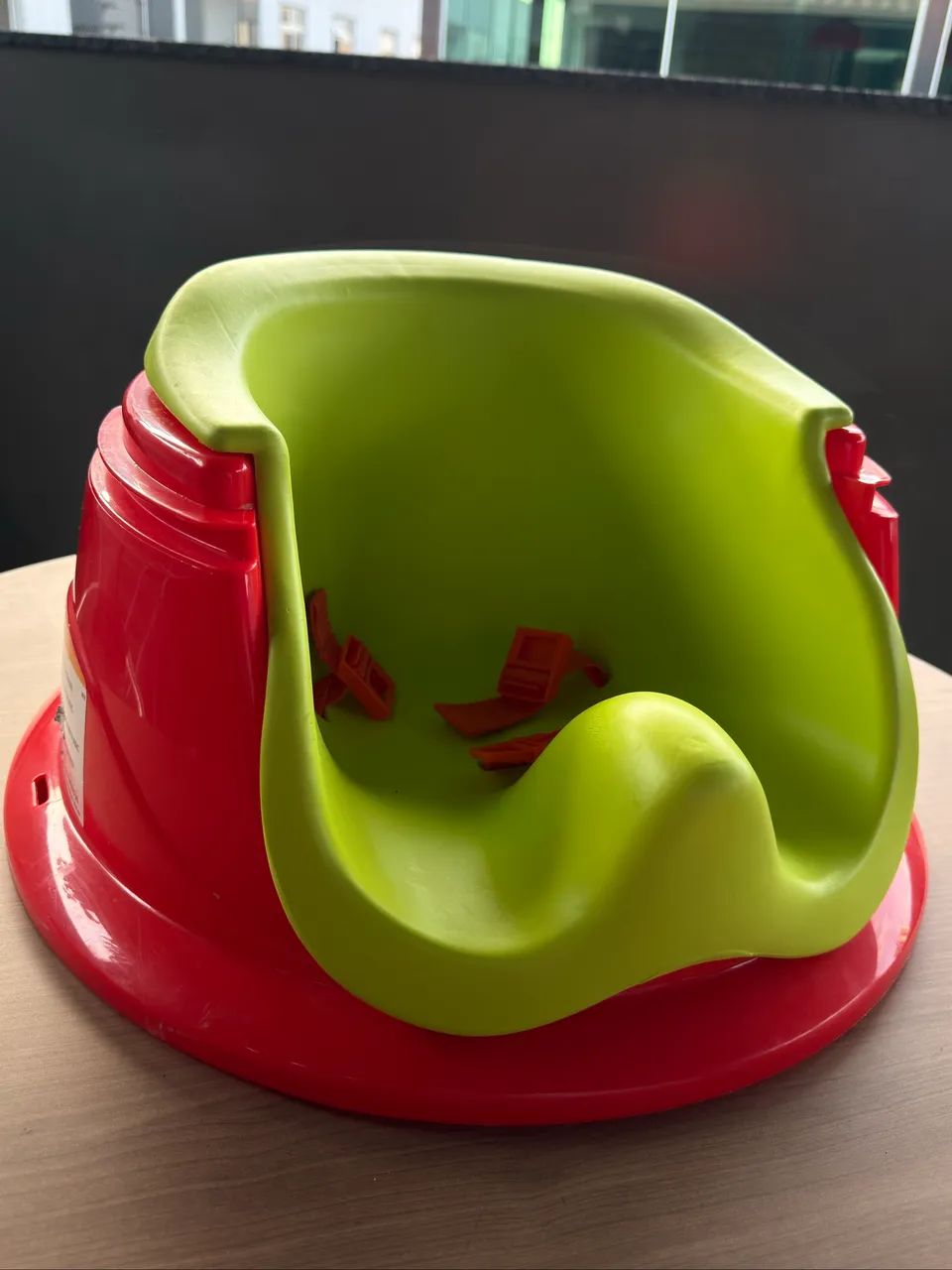  Assento elevatório infantil (Booster)