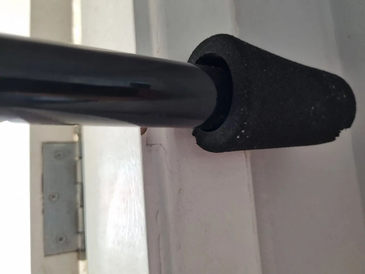 Barra de porta para exercícios 