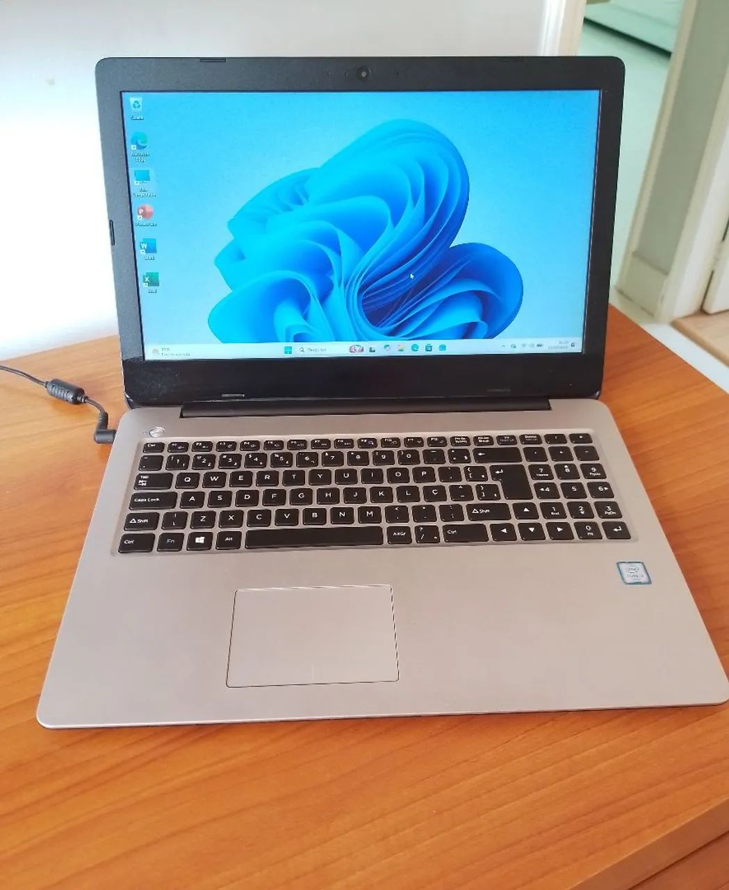 Notebook Core i3 8GB Ram, SSD 128gb, Win11  - Foto 2