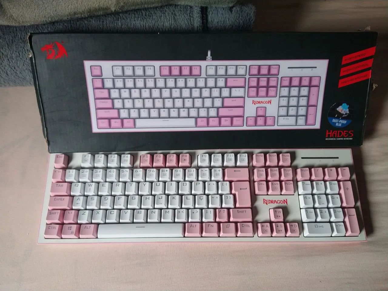 Teclado mecânico Redragon Hades 