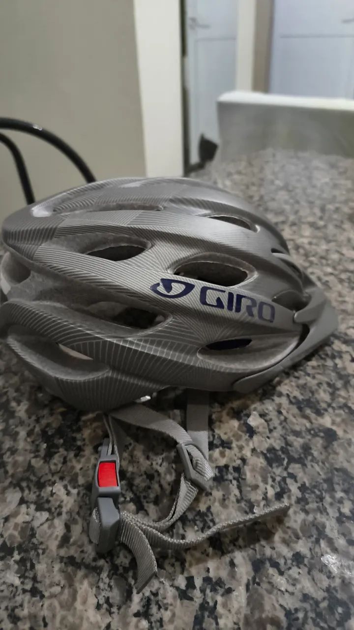 Capacete Giro - Foto 2