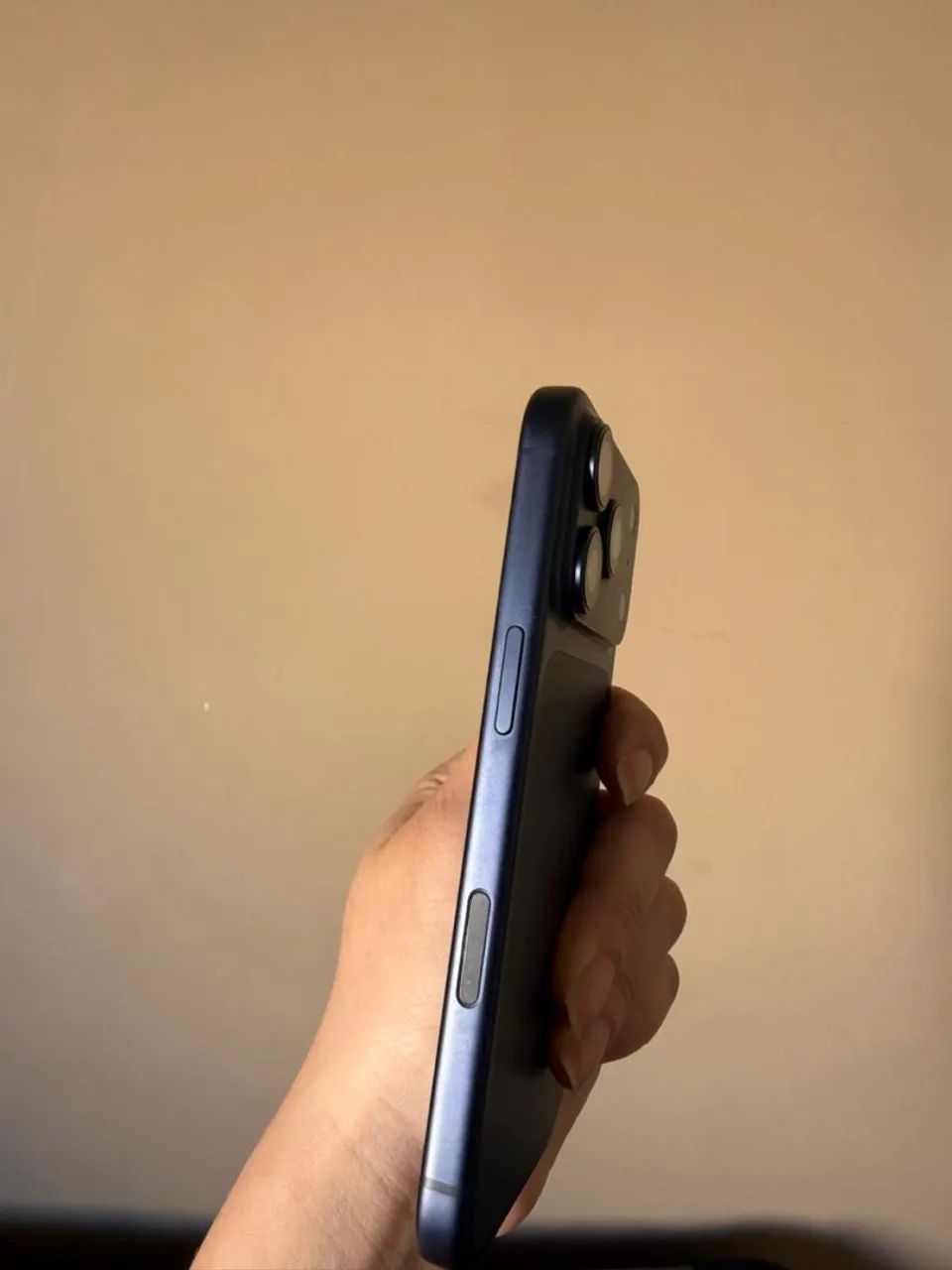 iPhone 17 PRO Azul 256 gb bateria 100% - Foto 2