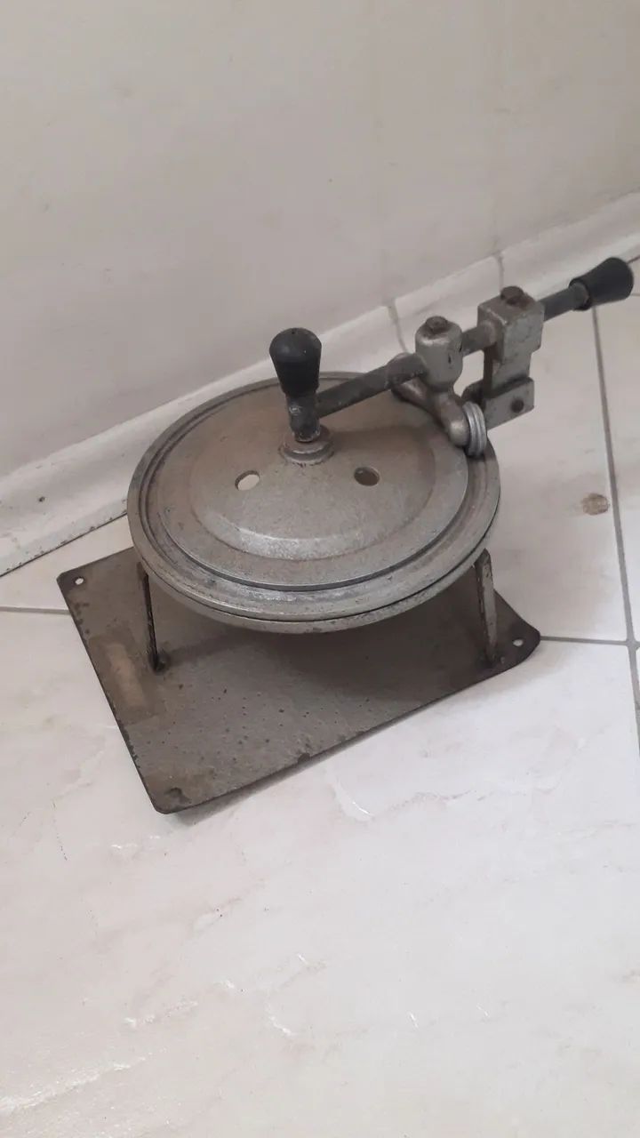 Máquina de fechar Marmitex 