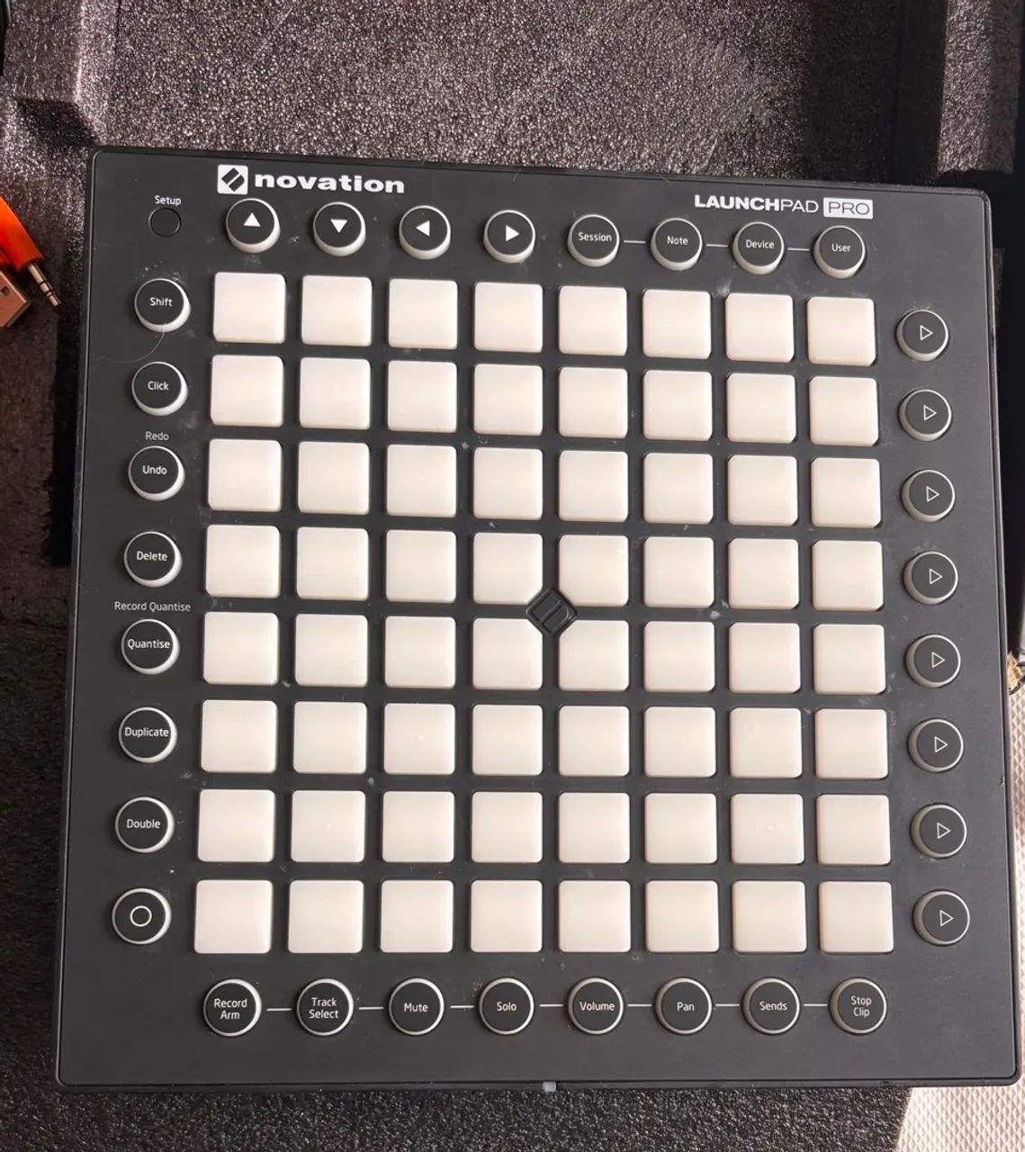 Launchpad Pro Novation - Foto 4