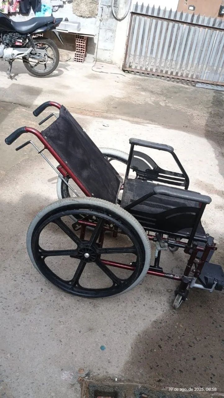 Cadeira de rodas  - Foto 4
