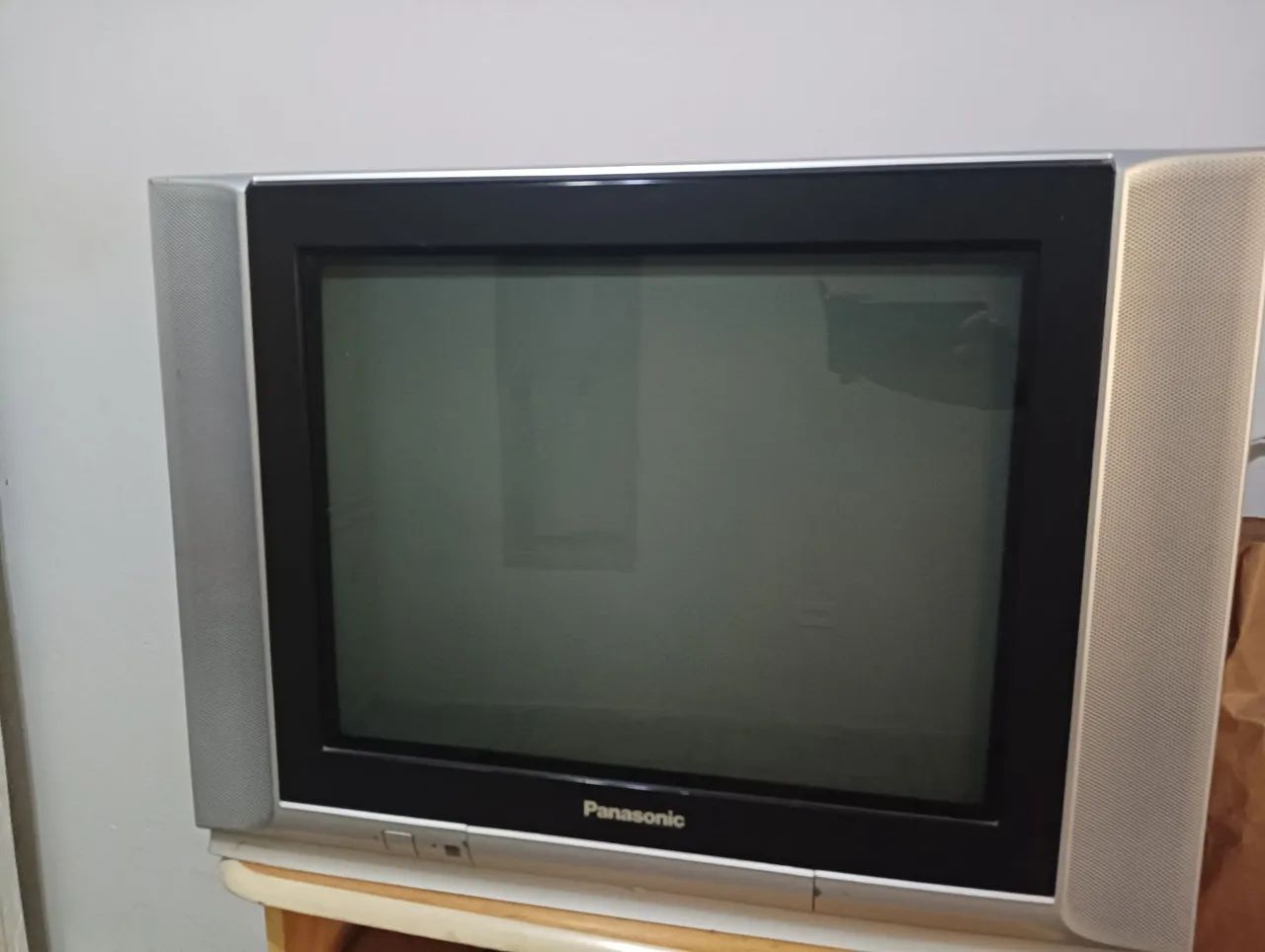 Vendo TV de tubo 20 polegadas