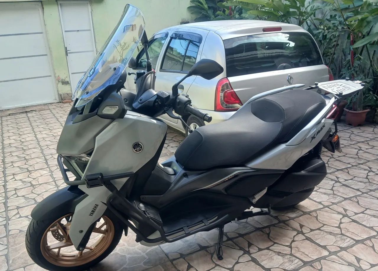 XMAX 300 CONECT 2026 COM 1.600KMS - Foto 2