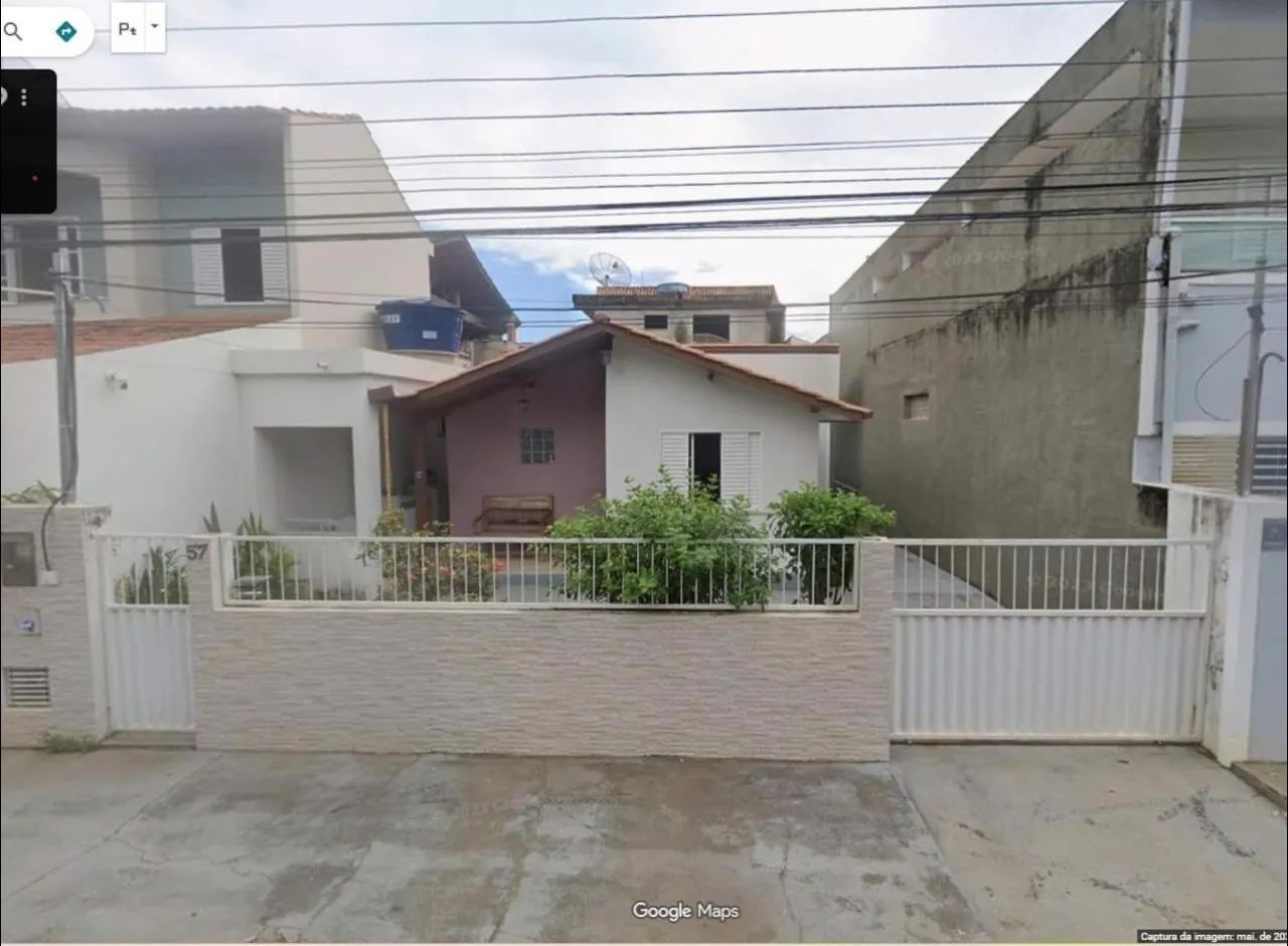OPORTUNIDADE IMPERDÍVEL - CASA