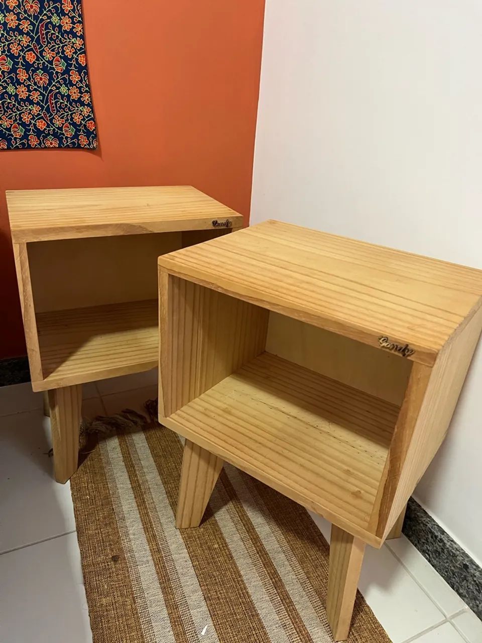 Mesinhas de cabeceira + escada decorativa  - Foto 3
