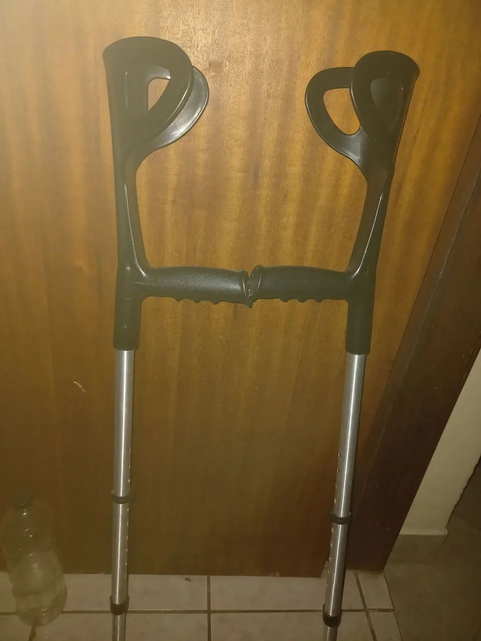 2 muletas de metal Inox novas c/ ajuste para todas as alturas