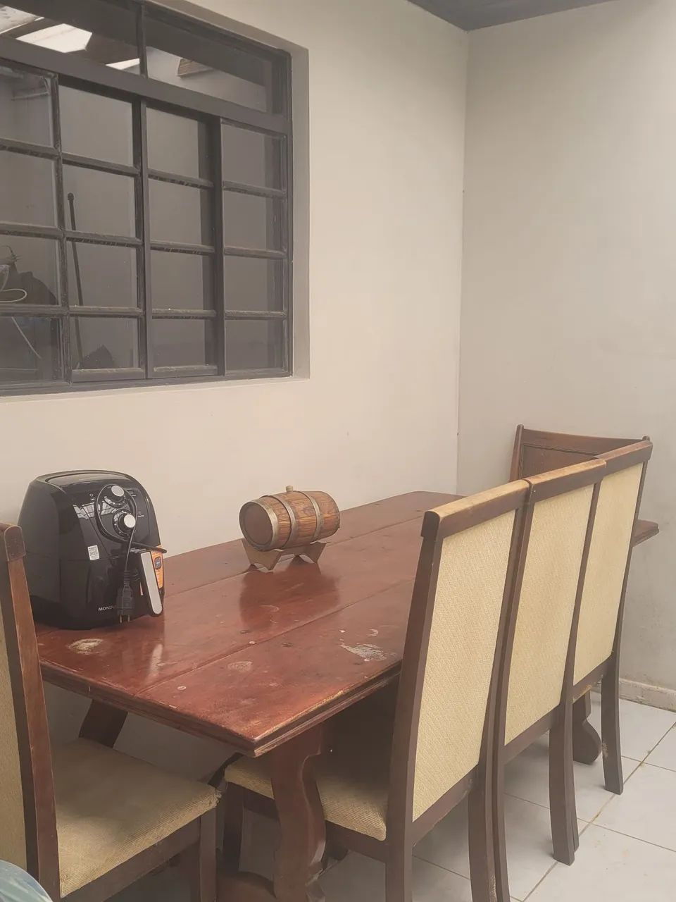 VENDE-SE MESA EM MADEIRA MACISA  - Foto 2