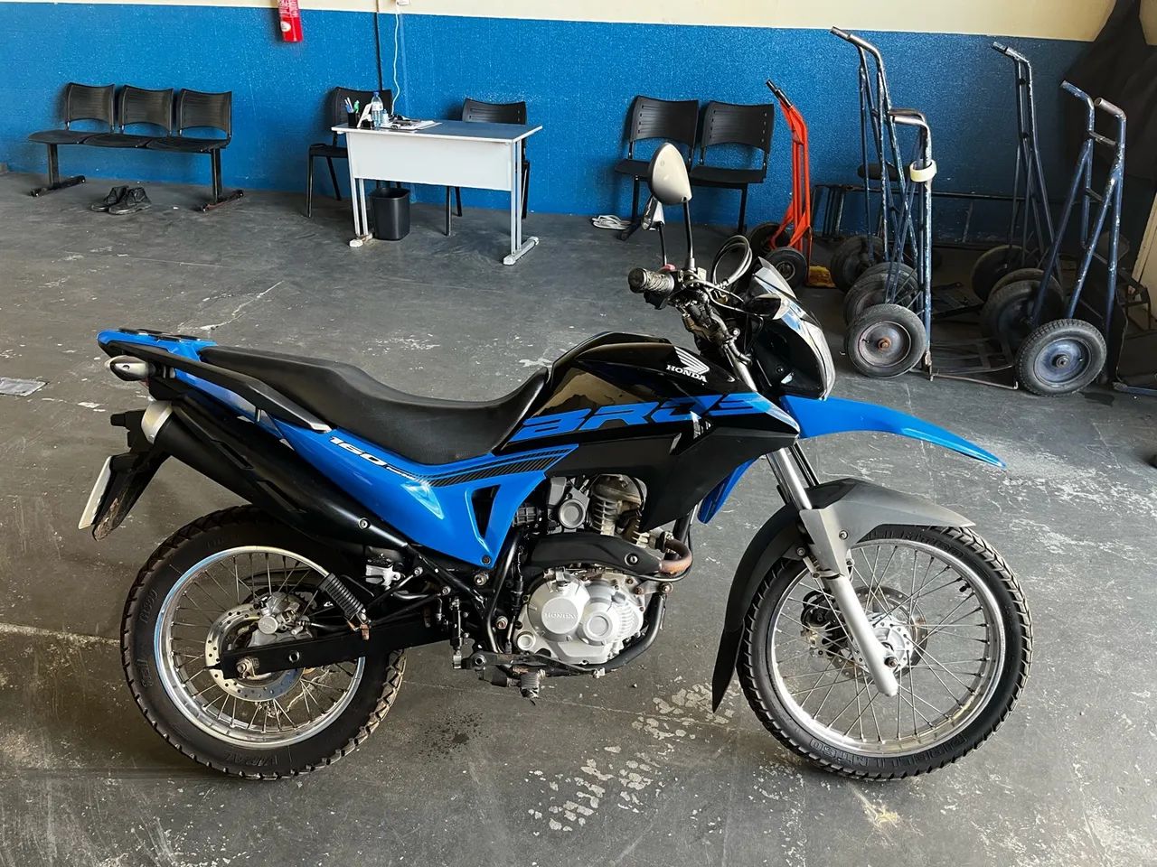 Vende-se Honda bros 160  - Foto 2