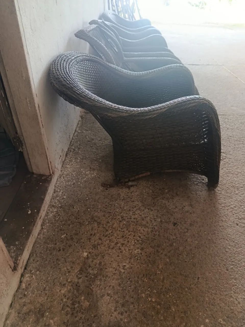 CONJUNTO SOFISTICADO EM FIBRA - ÓTIMA OPORTUNIDADE PARA RESTAURAÇÃO