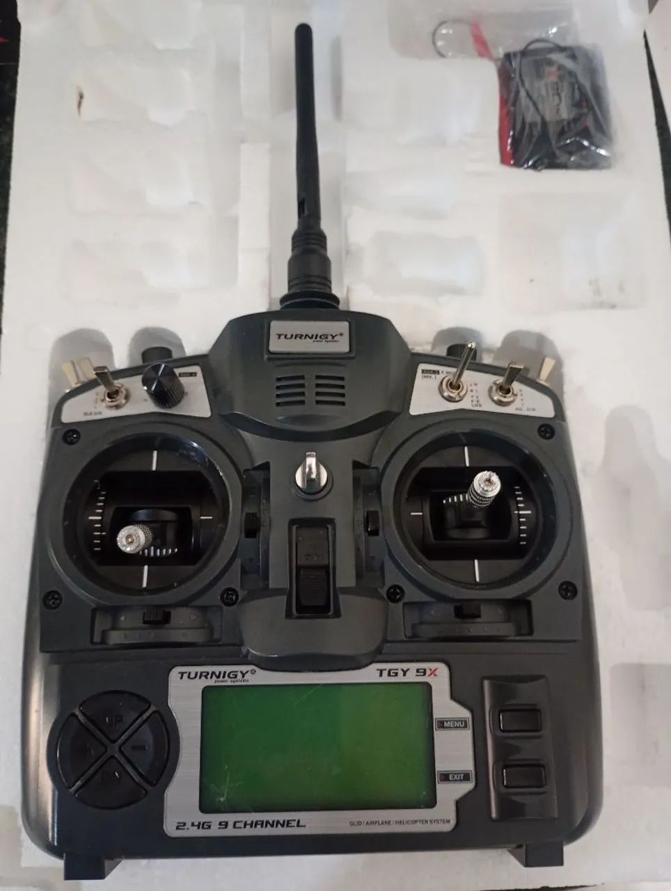 Rádio aeromodelo  - Foto 2
