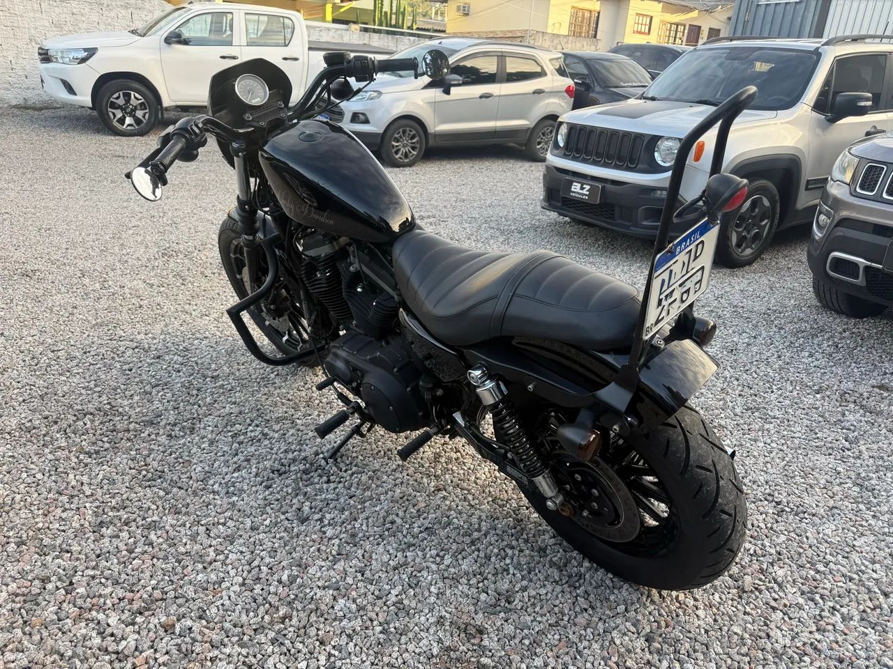 Harley Davidson 883R - Foto 3