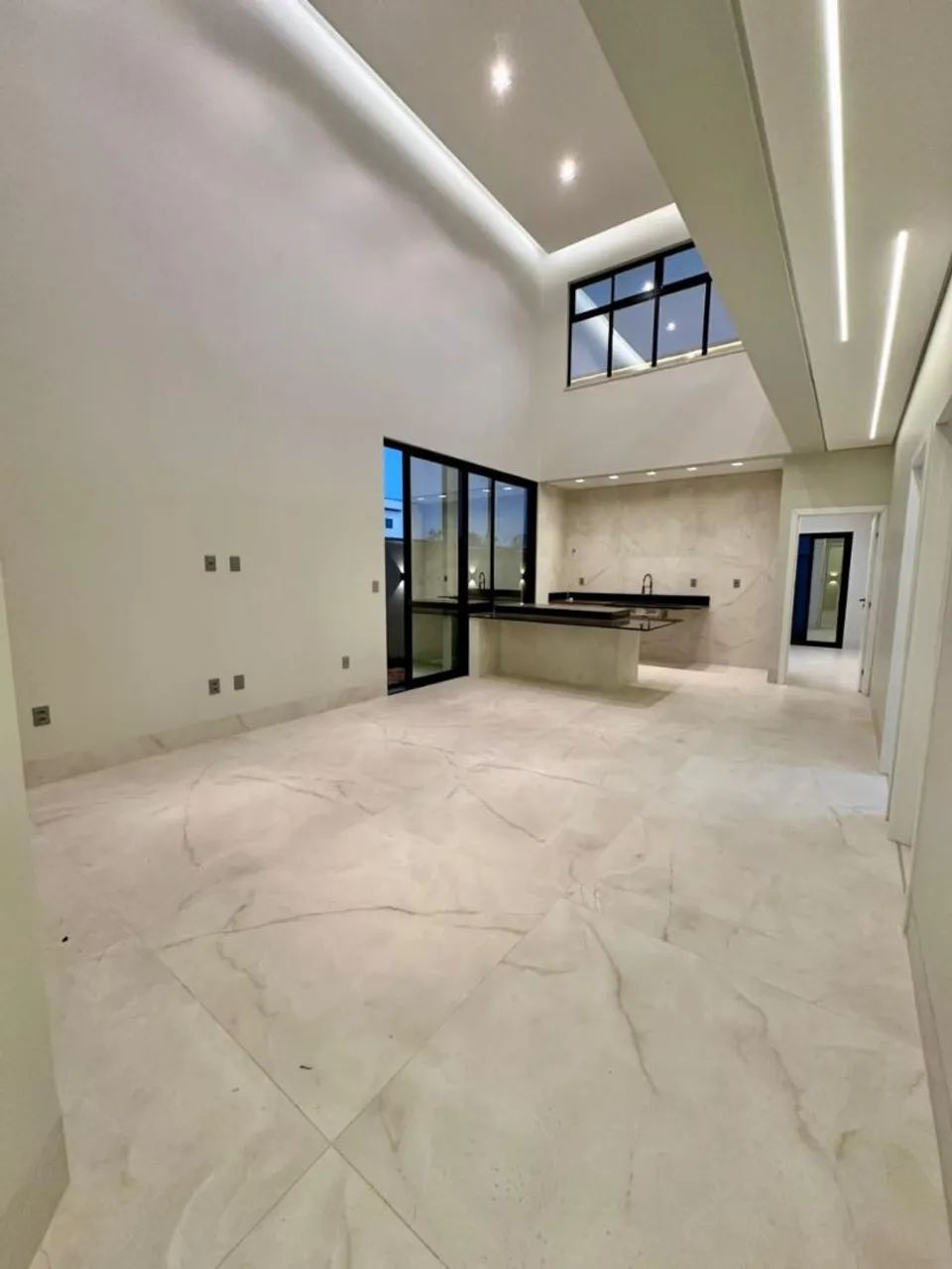 CASA DE ALTO PADRÃO | CIDADE ALPHAVILLE TERRAS 4 - EUSÉBIO/CE,  rooftop com piscina, terra - Foto 4