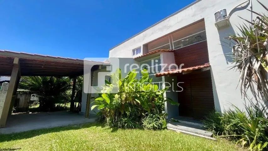 Casa 3 quartos no bairro Campeche - Florianópolis.