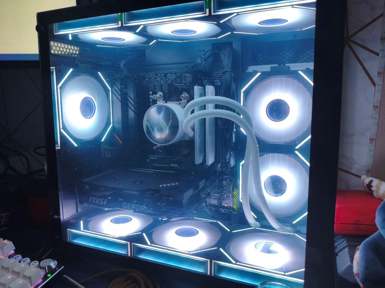 PC GAMER - RODA TUDO - Foto 3