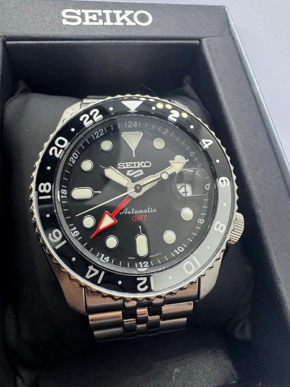 Relógio Seiko GMT ?Bruce Wayne? - Foto 3