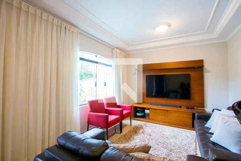 Casa à Venda - Vila Assunção, 3 Quartos, 220 m2