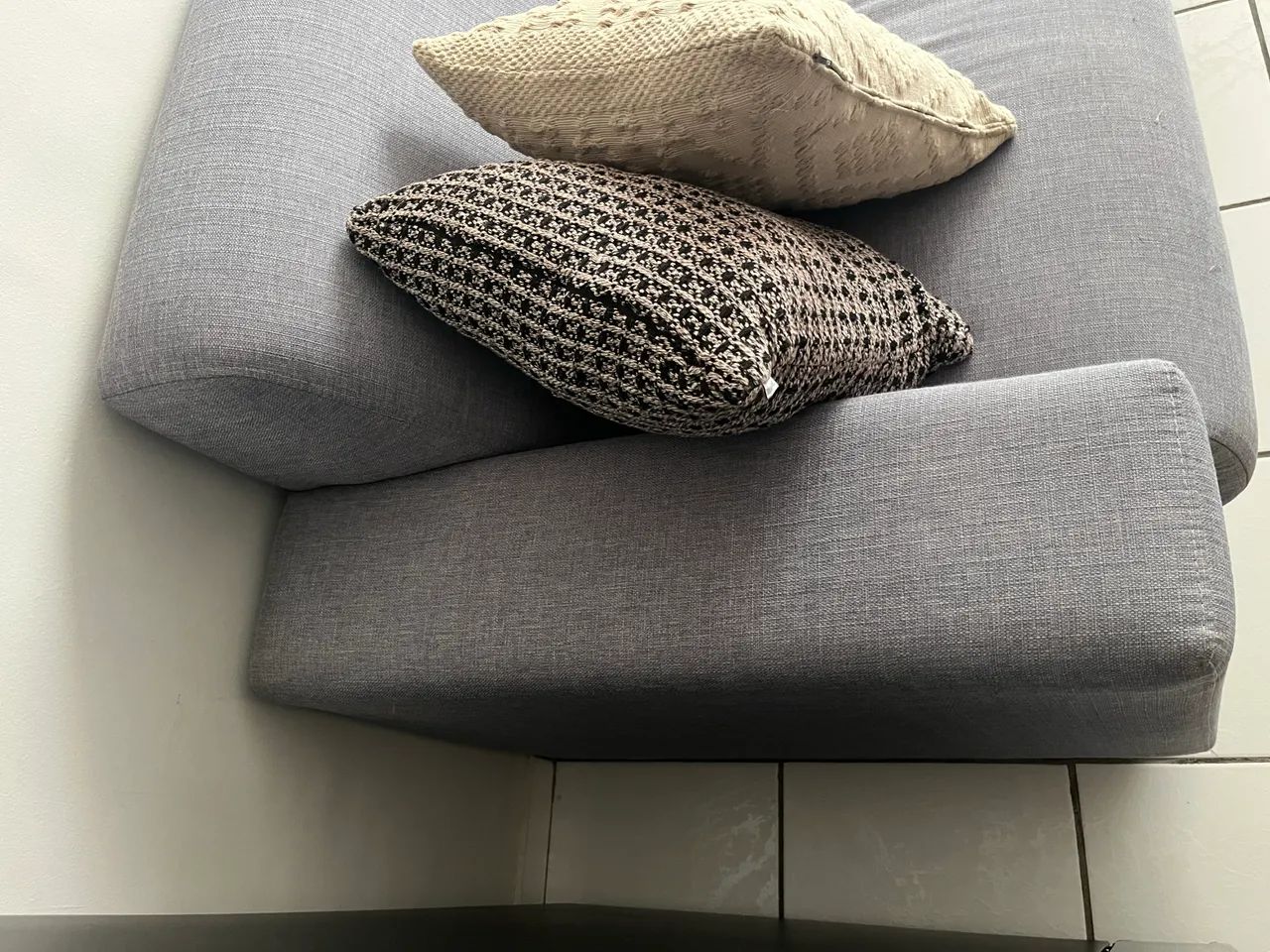 Sofá três lugares  - Foto 2