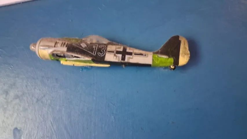 Quadro moderno em 3D, tinta óleo e objetos aplicados. - Foto 3