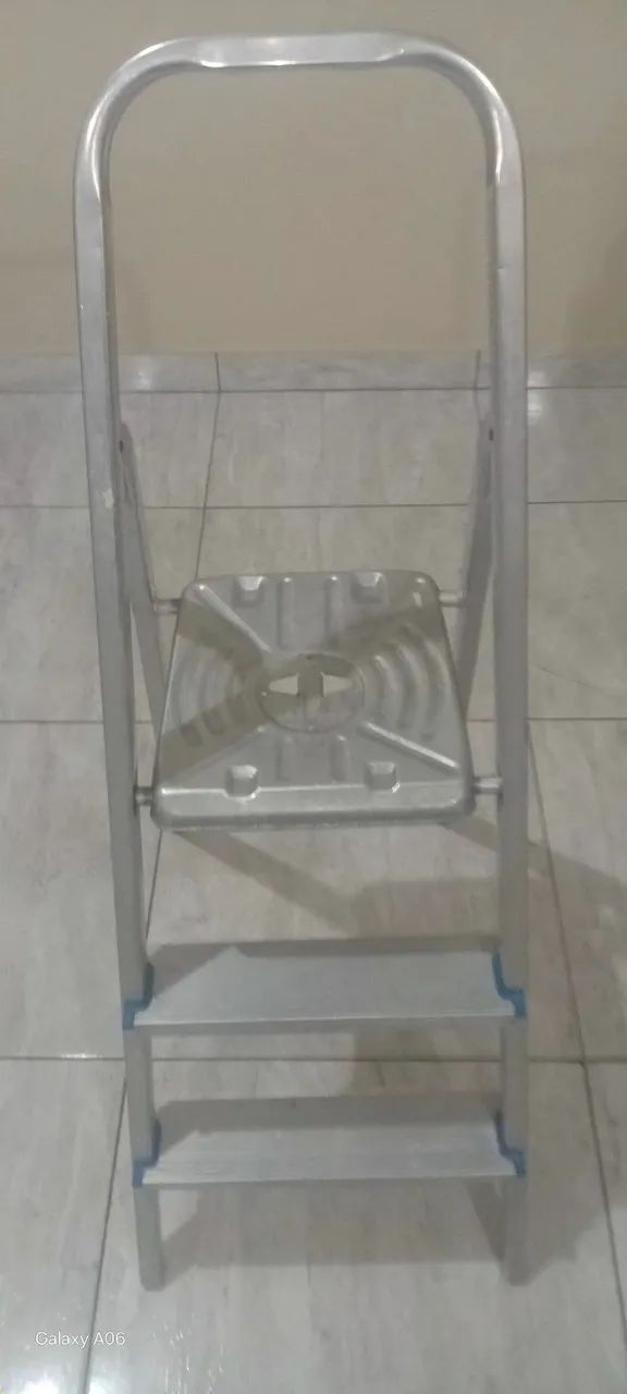 Escada - Foto 4