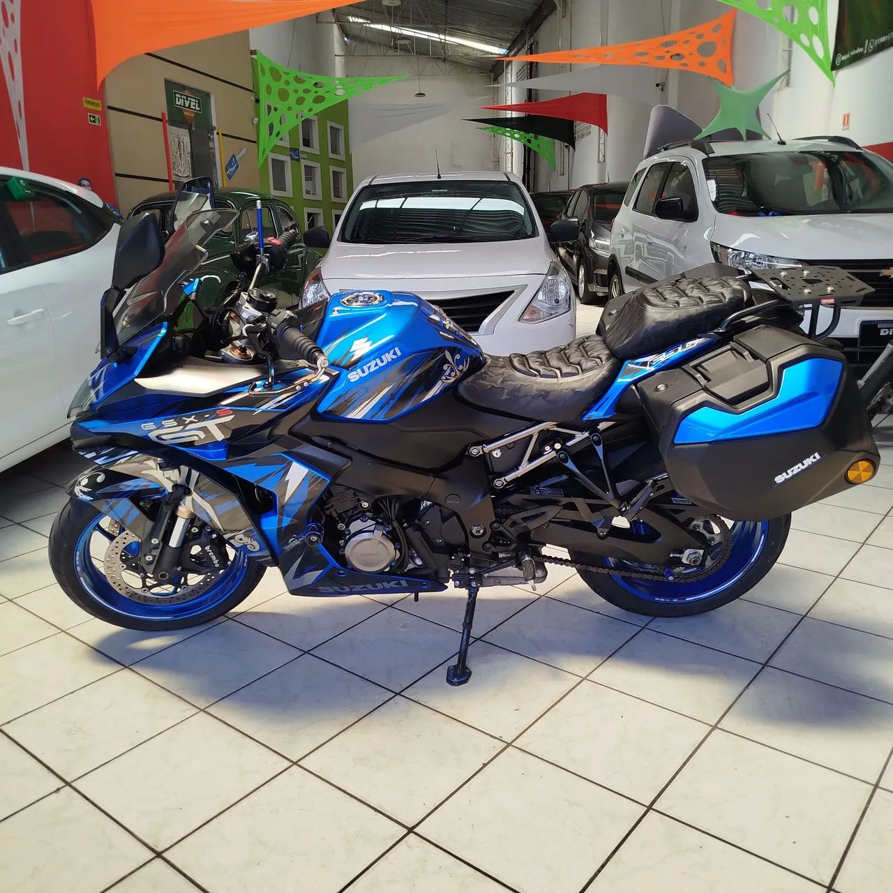 GSX-S 1000 GT 2025 - 1541065102 | OLX