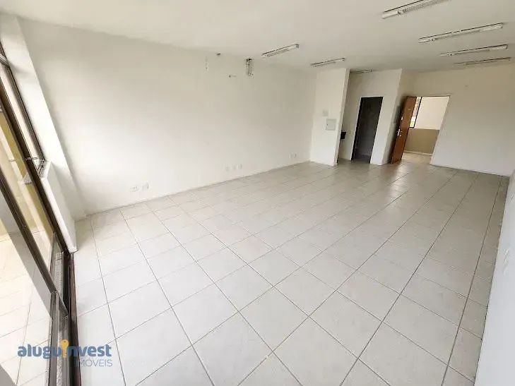 Sala para alugar, 56 m² por R$ 2.334,07/mês - Saco Grande - Florianópolis/SC - Foto 3