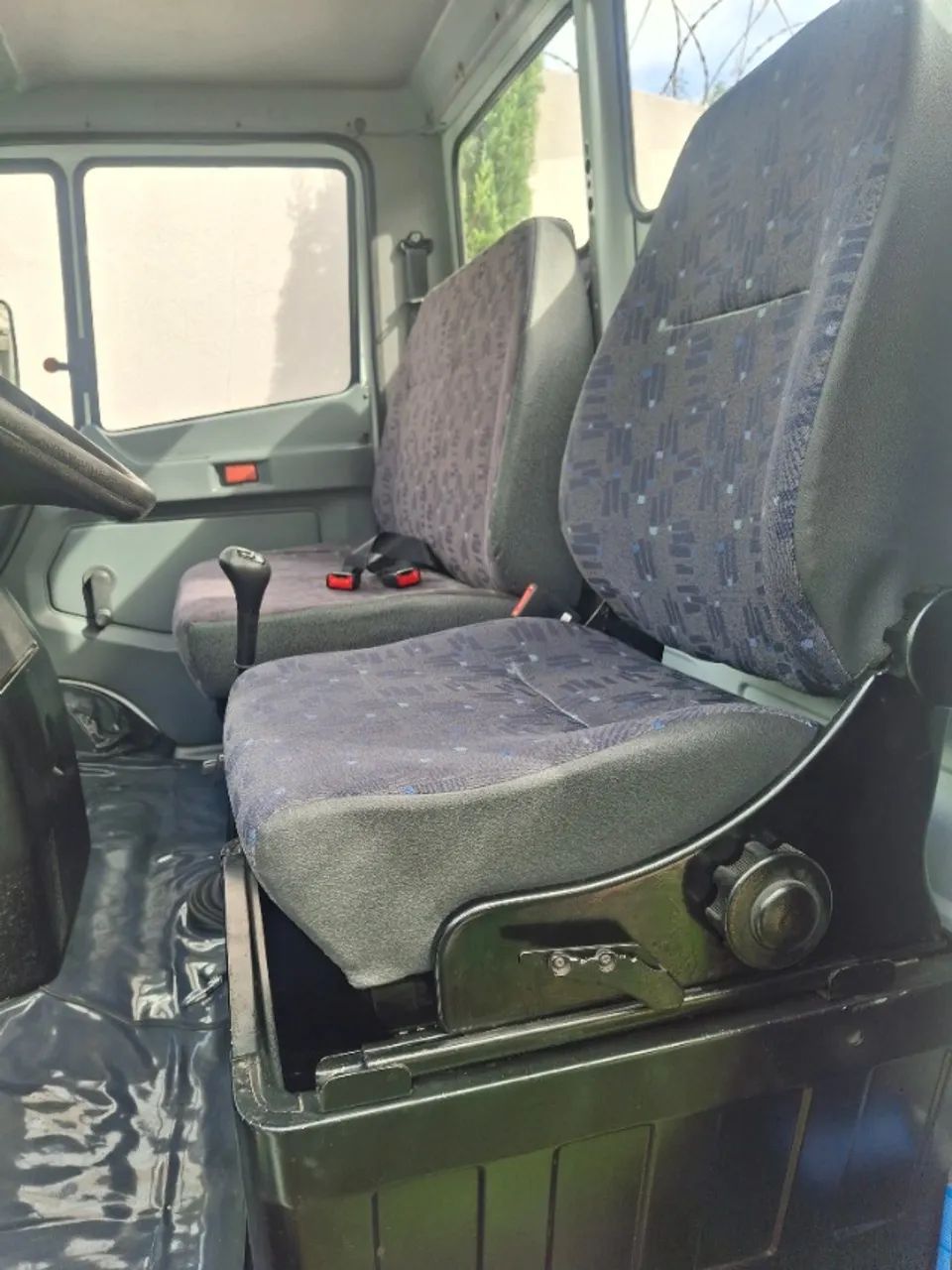 MB 709  - Foto 3