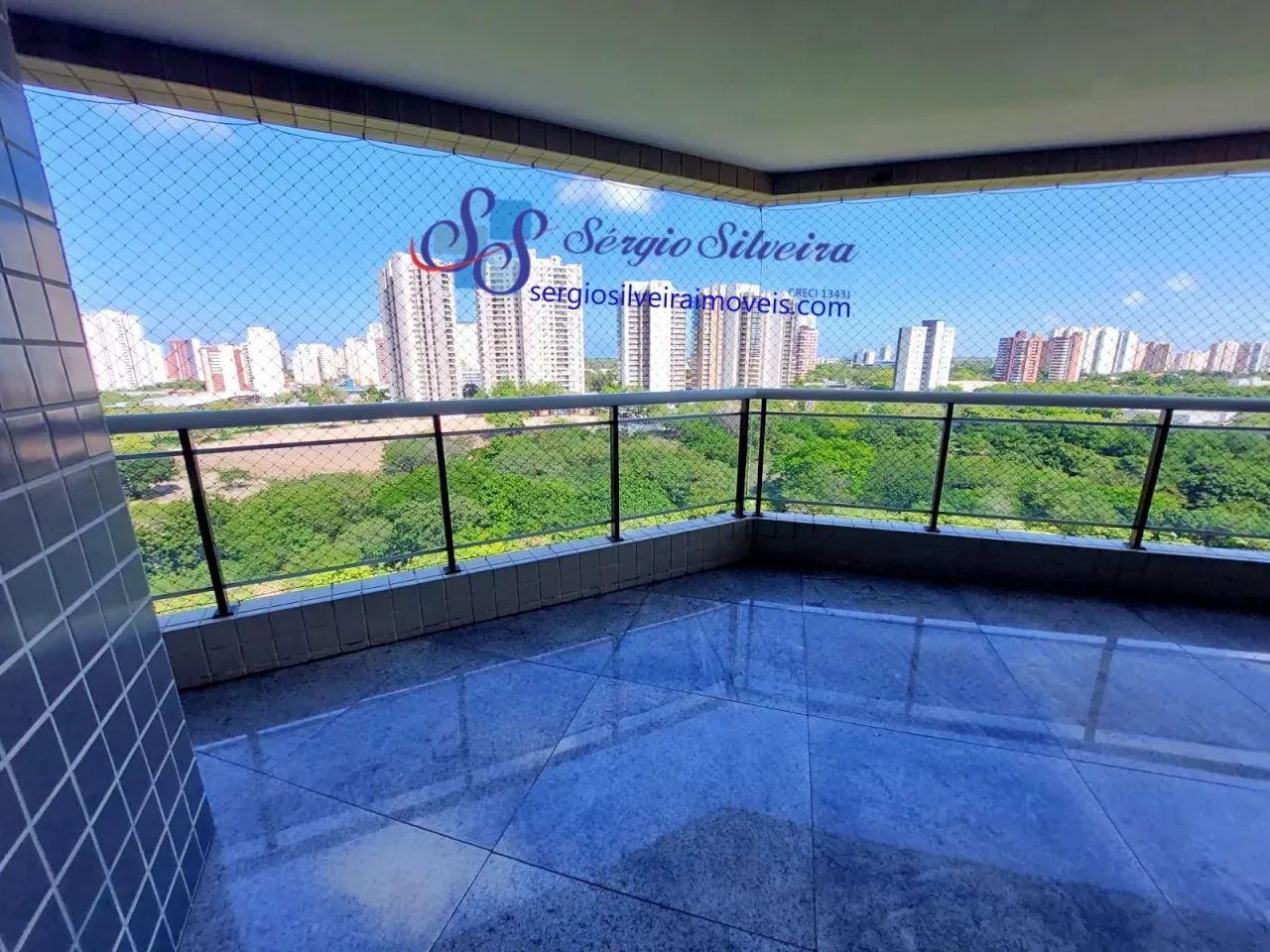 Amplo apartamento com 4 suítes no bairro Guararapes - Foto 3