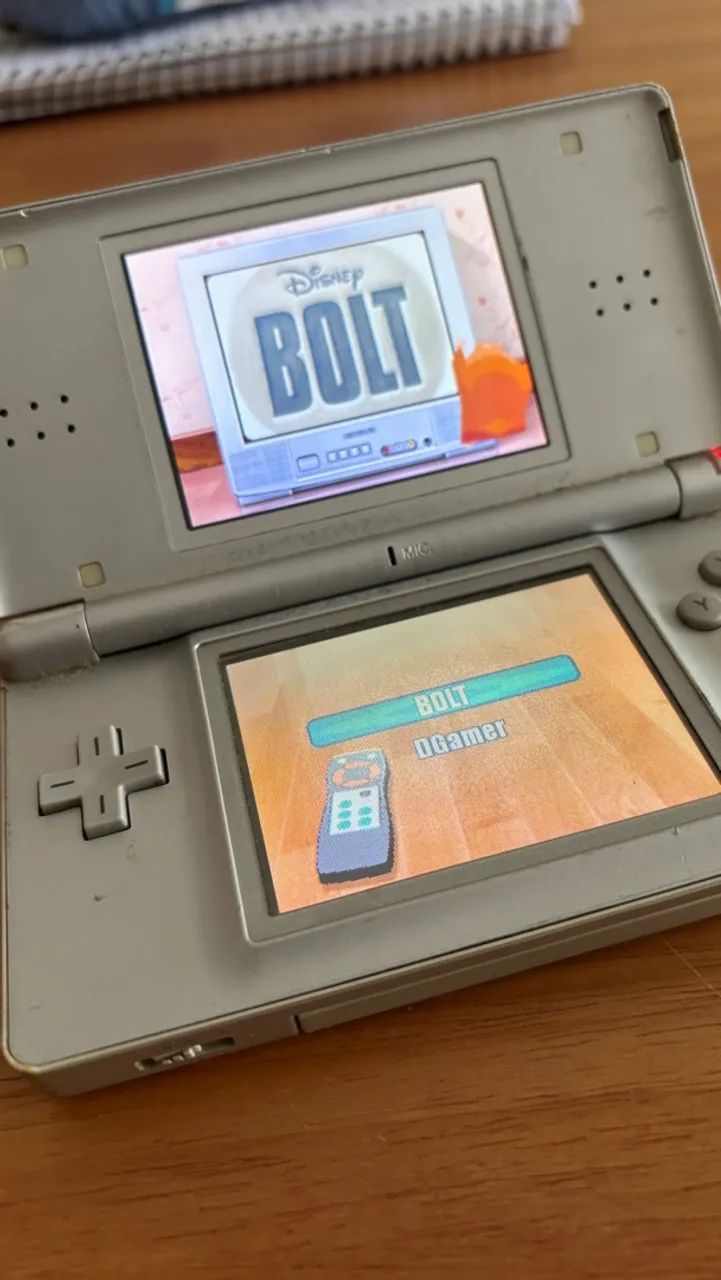 Nitendo DS Lite com defeito 