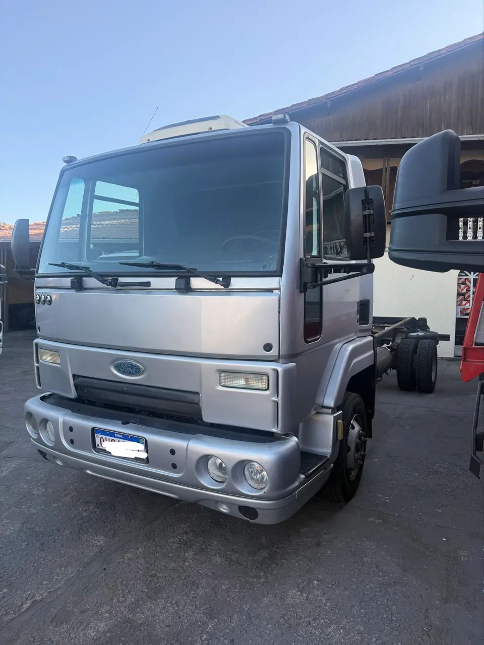 FORD CARGO 816 ANO 2013 - Foto 2