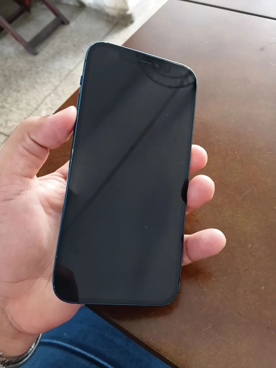 IPhone 12 azul - Foto 3
