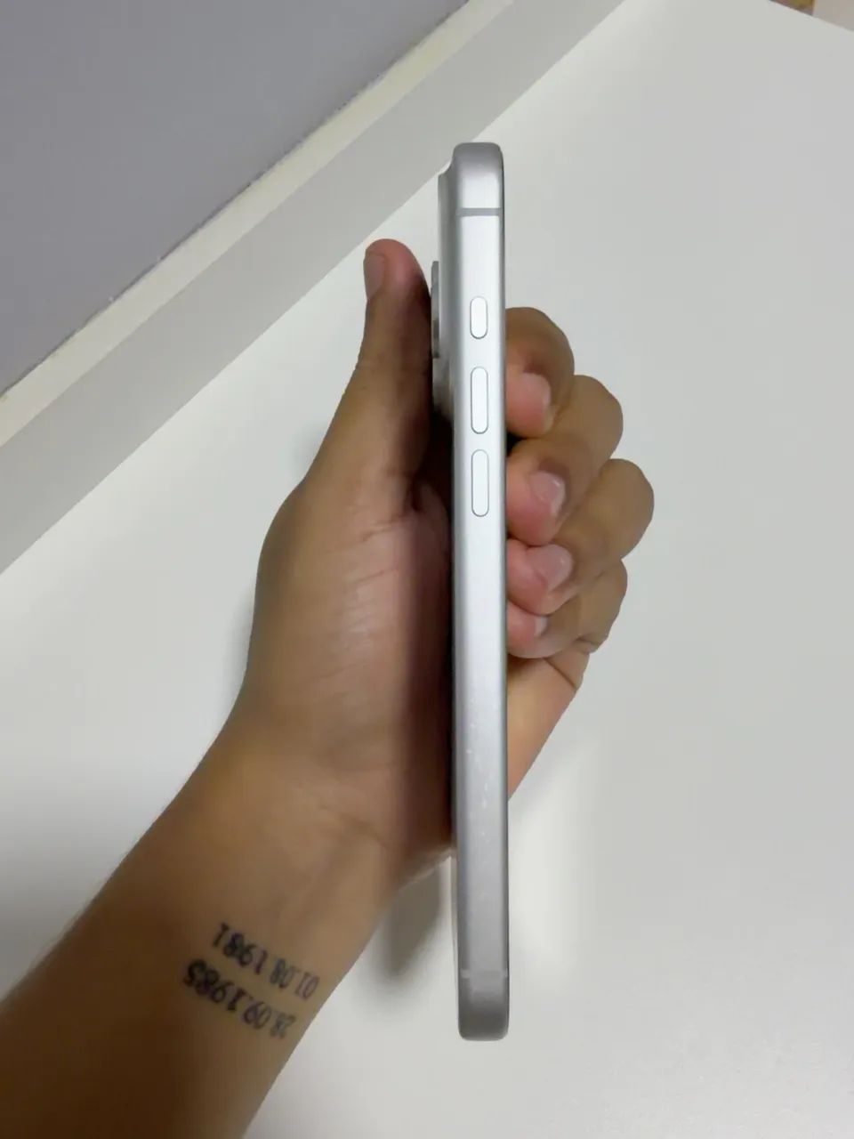 iPhone 17 Pro Max 256GB Silver - 97% Bateria - Face ID OK