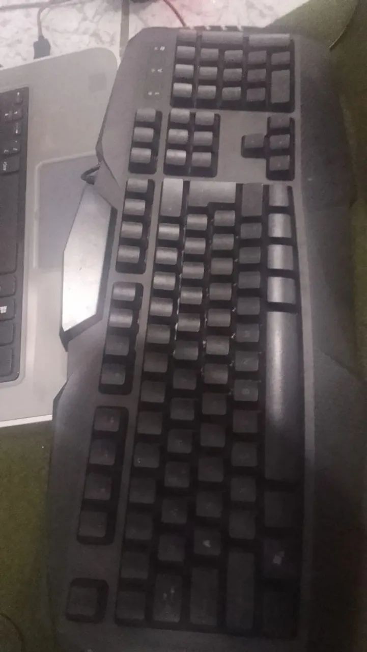 Notebook Intel Core i5, 8GB RAM + Mouse, Teclado e Fone<br> - Foto 2