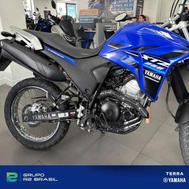 LANDER 250 24/24 | SEMINOVA  - Foto 5