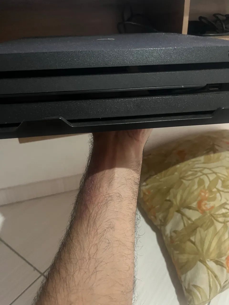Vendo ps4 pro - Foto 3