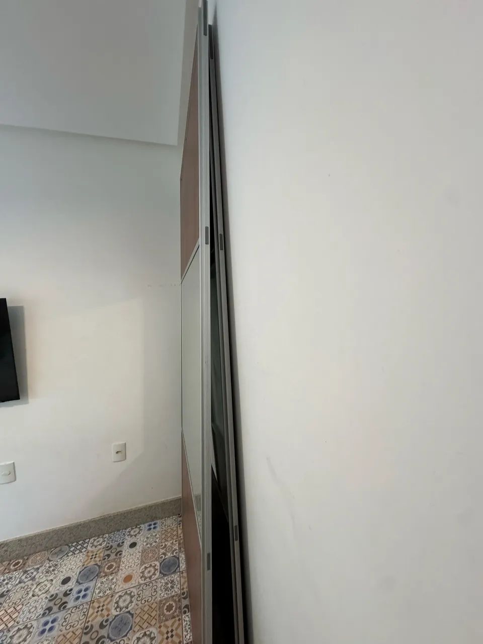 Portas de correr em alumínio da marca Cinex